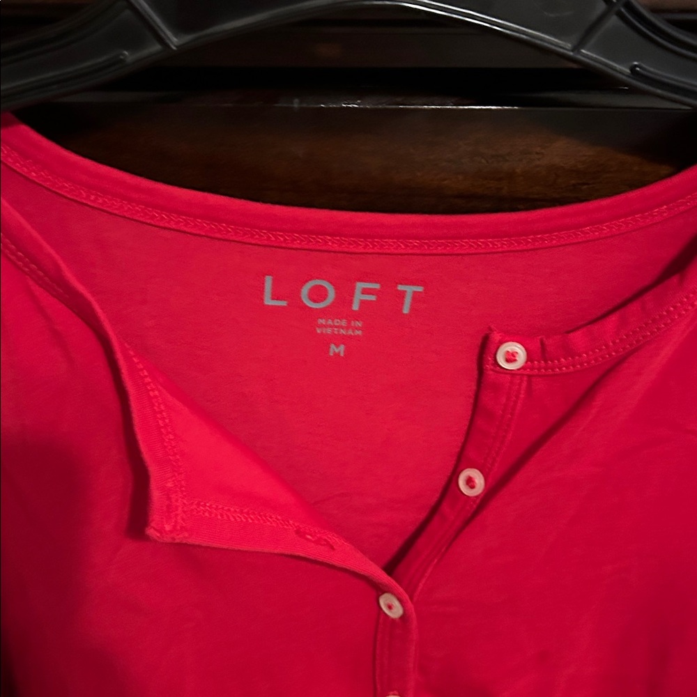 Loft Top - Picture 2 of 4
